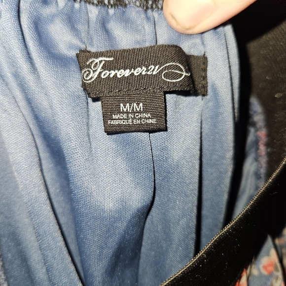 Forever 21 Elastic Waist Skirt Size M - Picture 11 of 11